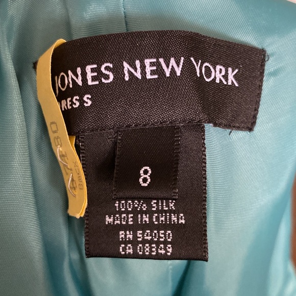 Jones New York 100% Silk prom, sea foam green bridesmaids dress! Formal! Size 8 - Picture 8 of 14